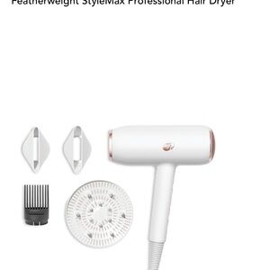 Featherweight StyleMax Professional Hair Dryer - White with Rose Gold Accents